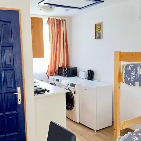 Eletviraga Vendeghaz Appartement *