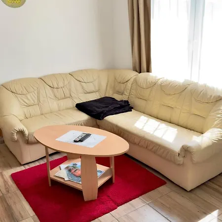 شقة Eletviraga Vendeghaz